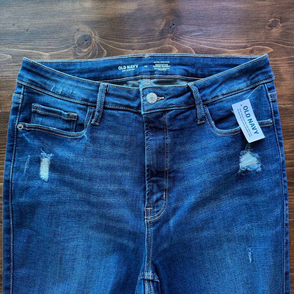 Old Navy Dark Blue Distressed Skinny Jeans - Picture 5 of 8